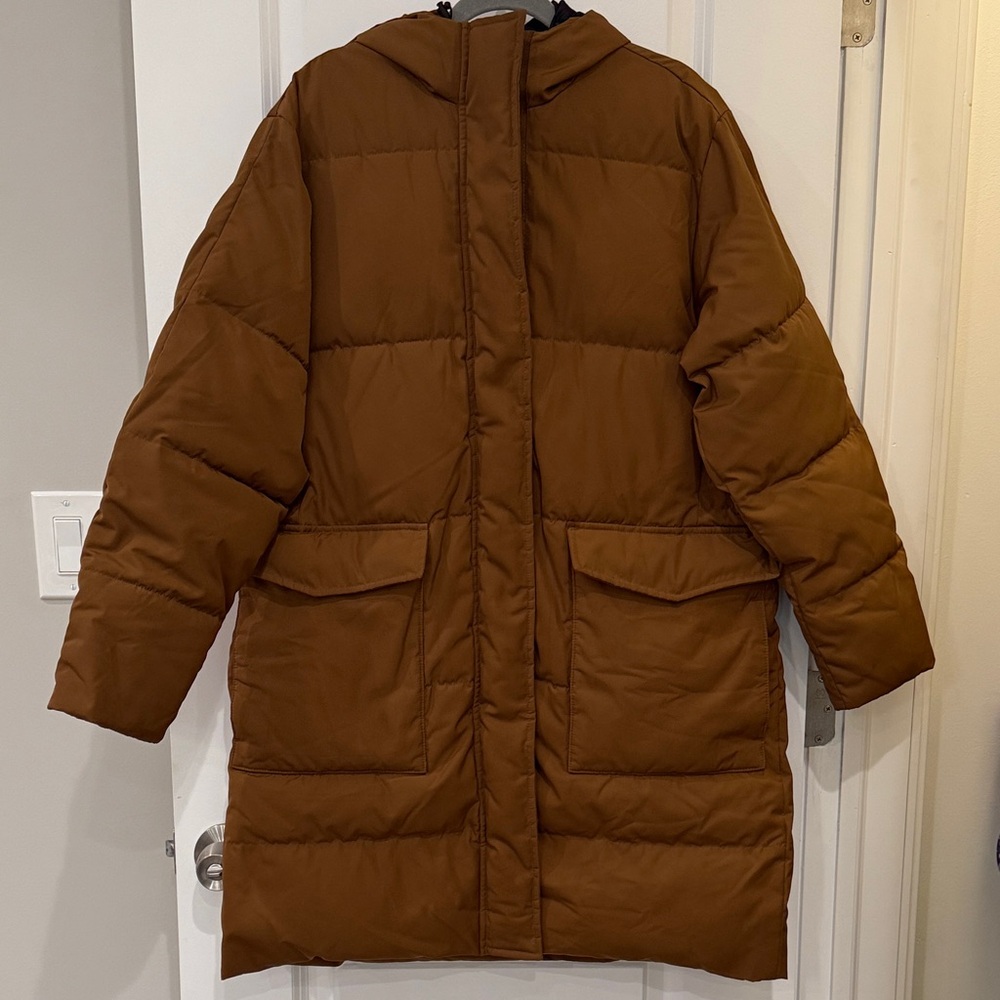 Everlane Women's Brown Puffer Jacket